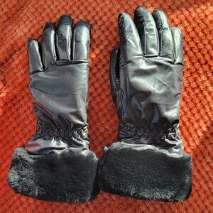 Black Women's Golves-UGG- Small